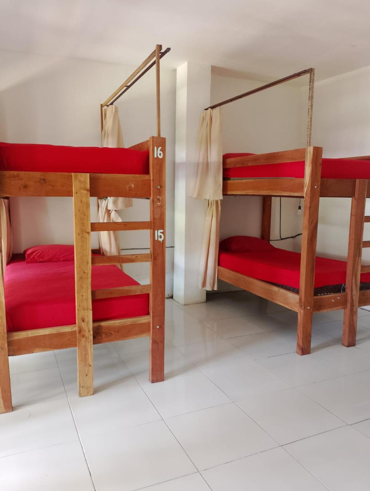 Black Sand Hostel Amed Eksteriør bilde